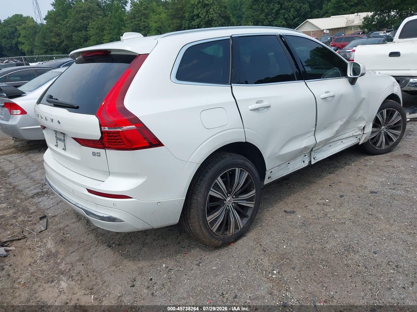 2023 VOLVO XC60 auction photo 4