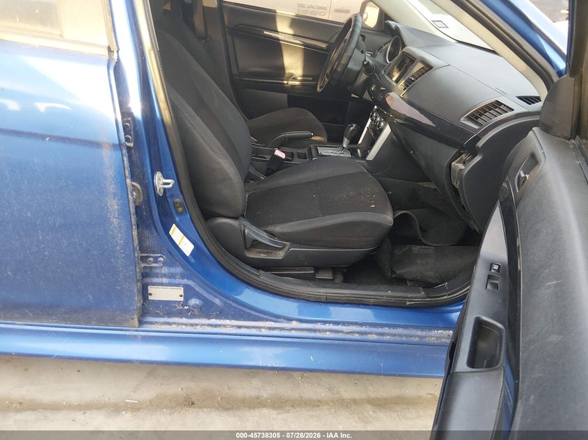 2017 MITSUBISHI LANCER auction photo 5