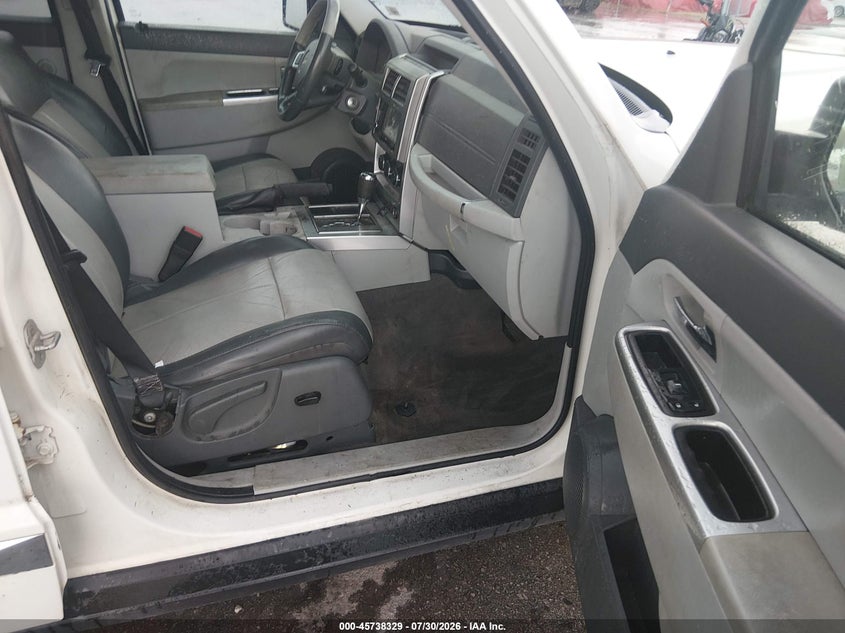 2008 JEEP LIBERTY auction photo 5