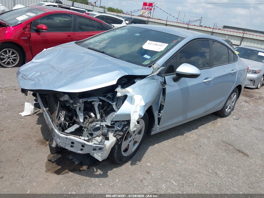 2018 CHEVROLET CRUZE auction photo 2