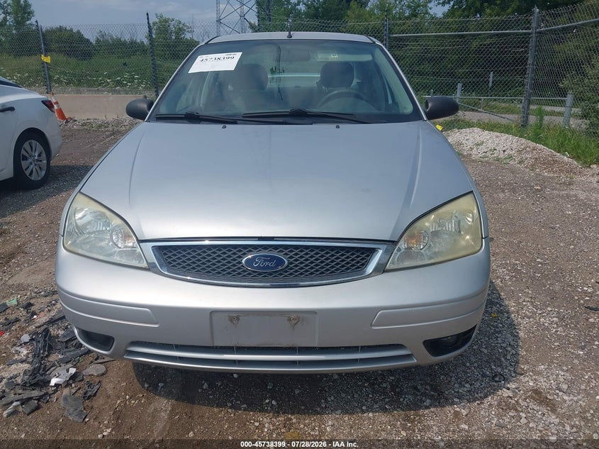 2005 FORD FOCUS auction photo 6