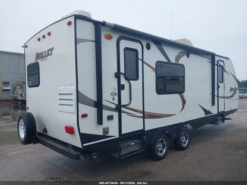 2013 KEYSTONE RV BULLET TRAVEL TRAILER auction photo 4
