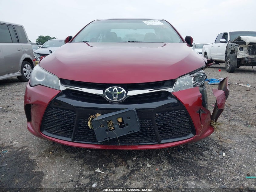 TOYOTA CAMRY - zdjęcie 12