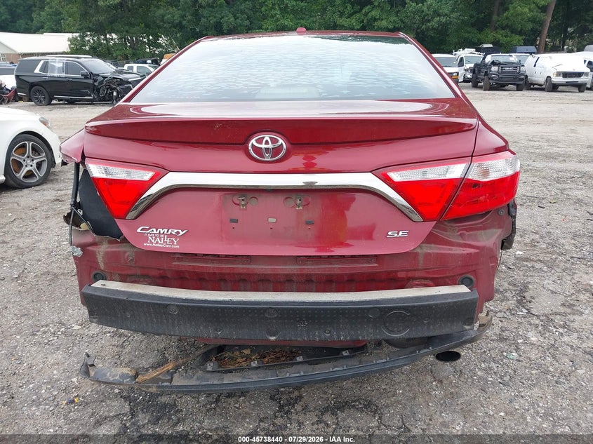 TOYOTA CAMRY - zdjęcie 16