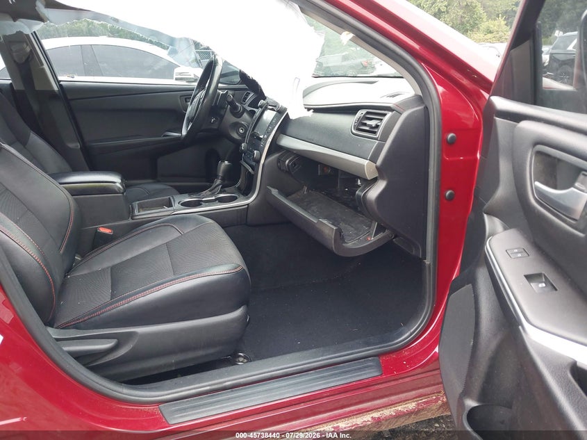 TOYOTA CAMRY - zdjęcie 5