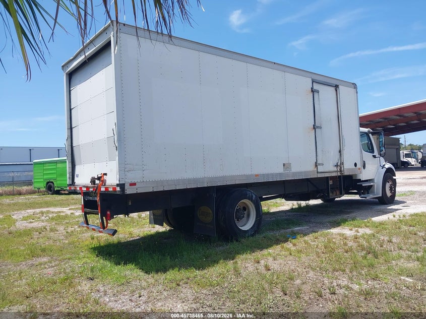 2018 FREIGHTLINER M2 106 auction photo 4