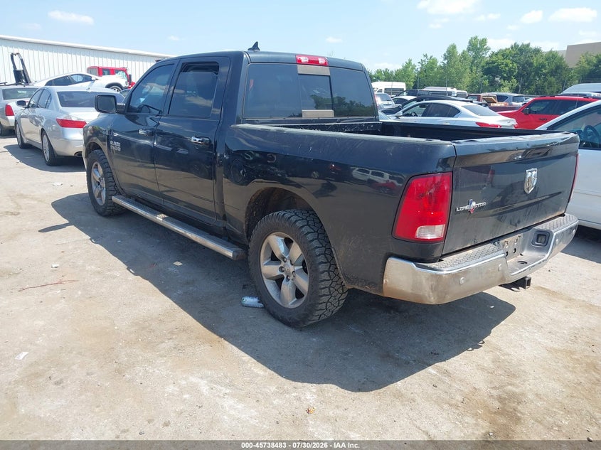 2016 RAM 1500 auction photo 3
