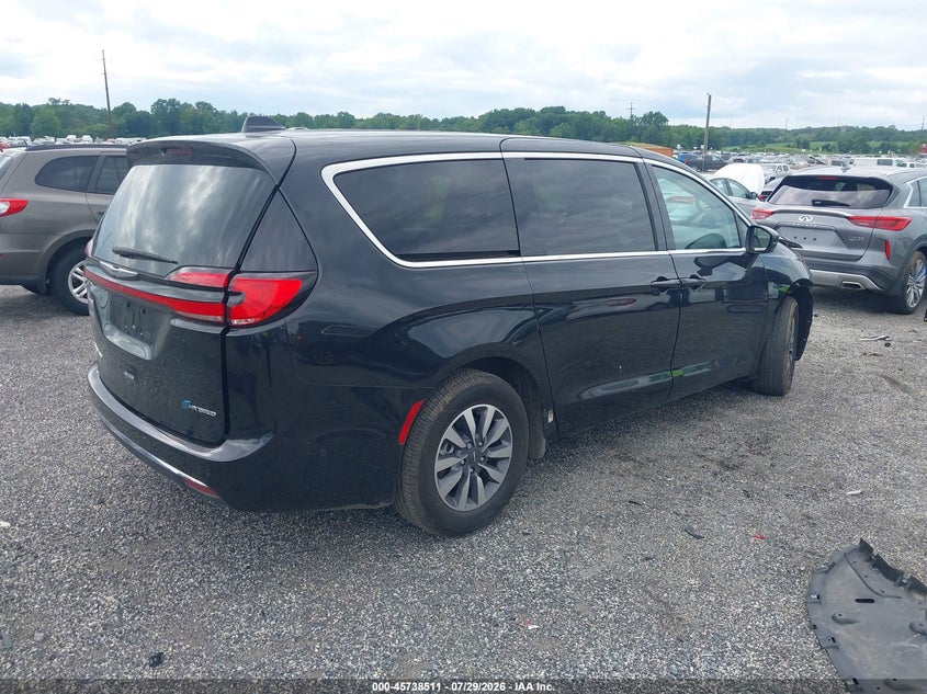 2023 CHRYSLER PACIFICA HYBRID auction photo 4
