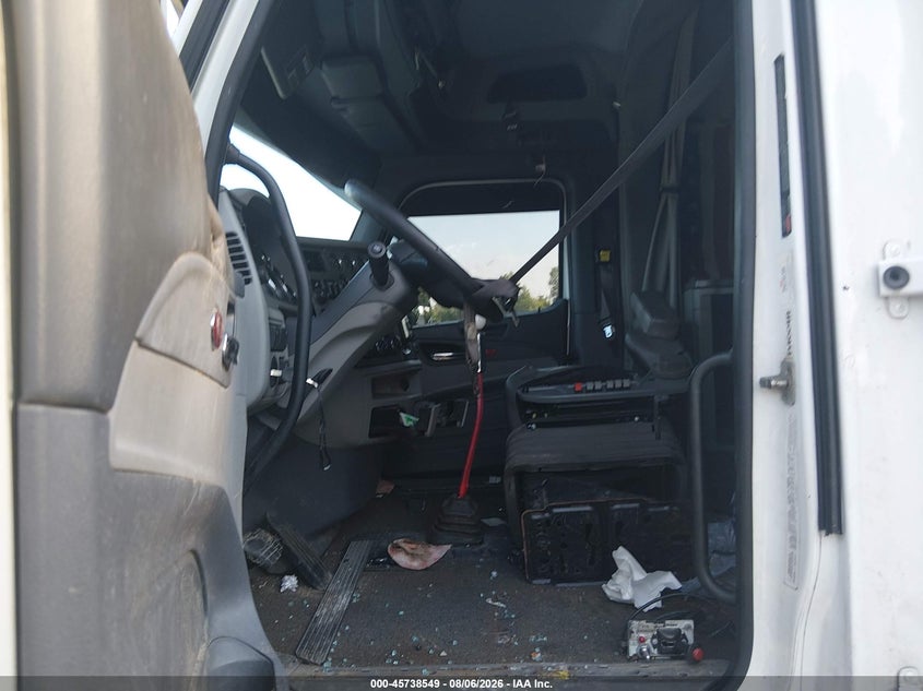 2015 PETERBILT 579 auction photo 5