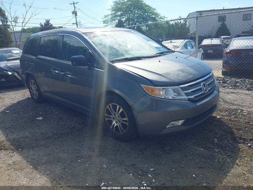 2011 HONDA ODYSSEY auction photo 1
