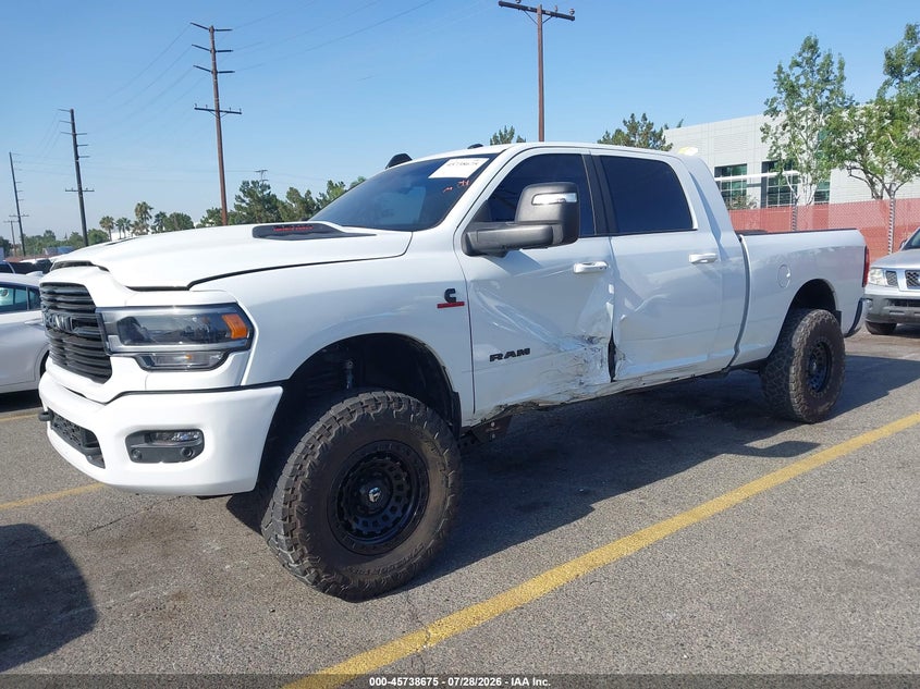Vin: 3c6ur5nl9rg190386, lot: 46237379, ram 2500 laramie crew cab 4x4 6'4 box 20242