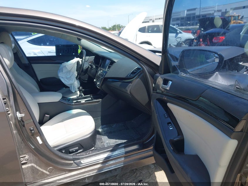 2014 KIA CADENZA auction photo 5