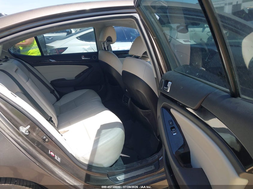 2014 KIA CADENZA auction photo 8