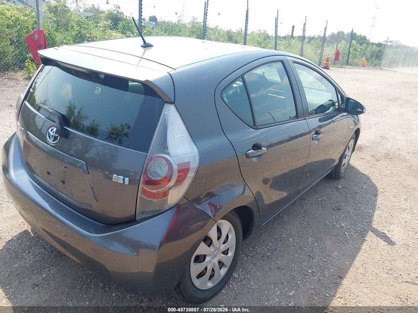 Vin: jtdkdtb32d1535403, lot: 46237511, toyota prius c two 20134