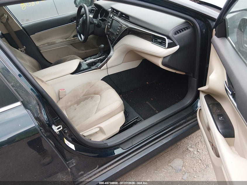 2018 TOYOTA CAMRY HYBRID auction photo 5