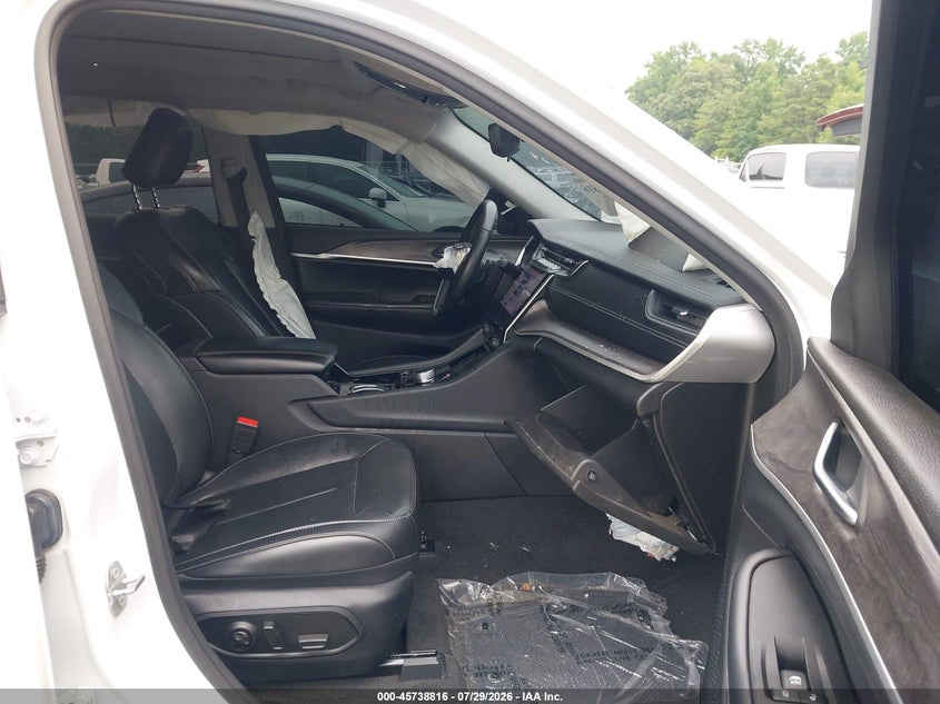 2021 JEEP GRAND CHEROKEE L auction photo 5