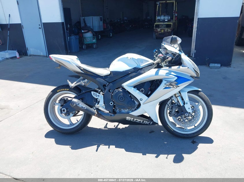 2008 SUZUKI GSX-R SPORT_BIKE 4