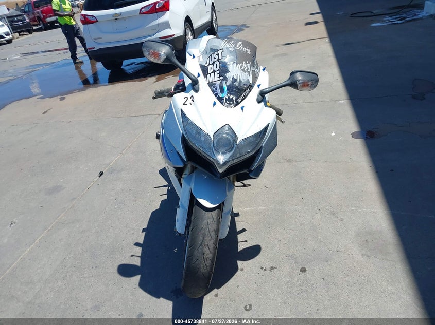 2008 SUZUKI GSX-R SPORT_BIKE 4