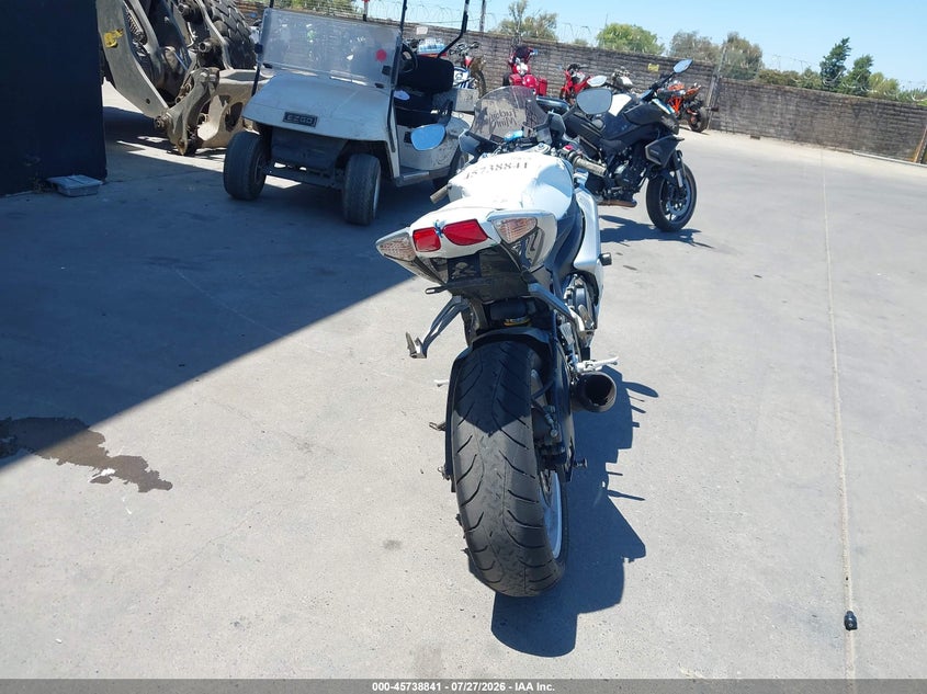 2008 SUZUKI GSX-R SPORT_BIKE 4