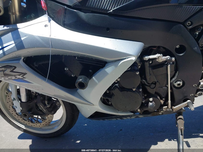 2008 SUZUKI GSX-R SPORT_BIKE 4