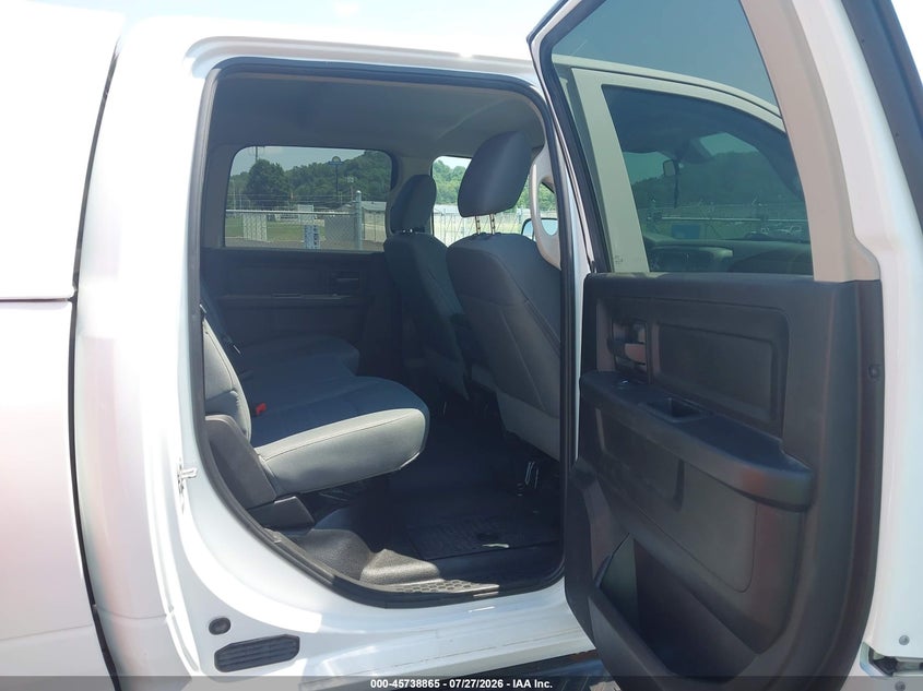 2017 RAM 3500 auction photo 4