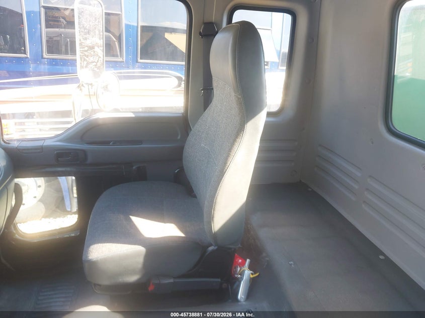2009 GMC T-SERIES auction photo 6