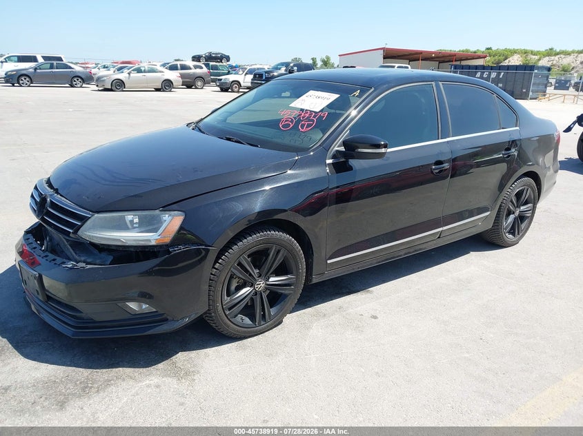 2017 VOLKSWAGEN JETTA auction photo 2