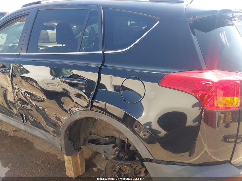 2015 TOYOTA RAV4 auction photo 6
