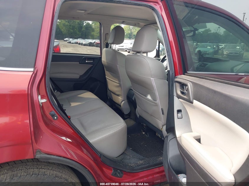 2014 SUBARU FORESTER auction photo 8