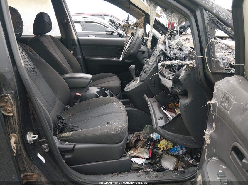 2009 KIA RONDO auction photo 5