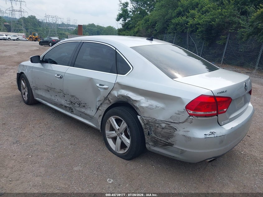 2014 VOLKSWAGEN PASSAT auction photo 3