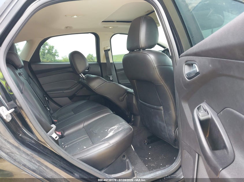 2014 FORD FOCUS auction photo 8
