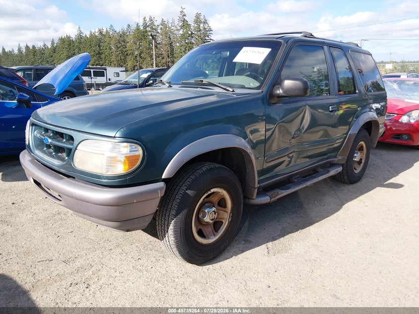 1997 Ford Explorer, Левый бок, IAAI, VIN 1FMCU22XXVUD03760 — фото 2