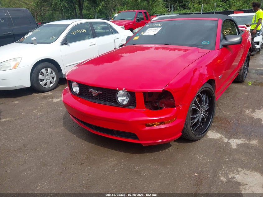 2006 FORD MUSTANG auction photo 6