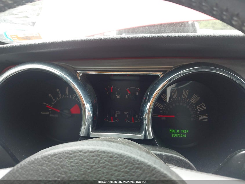 2006 FORD MUSTANG auction photo 7