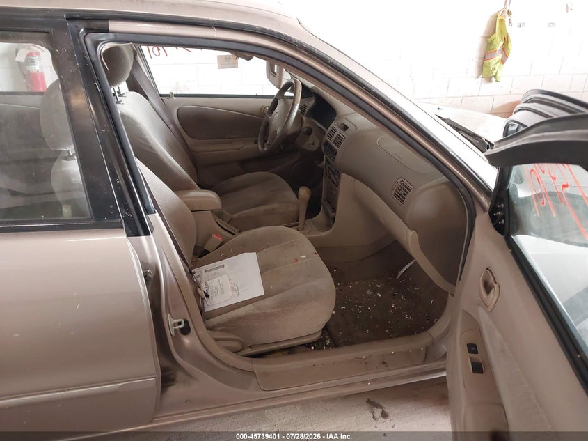 2002 TOYOTA COROLLA auction photo 5