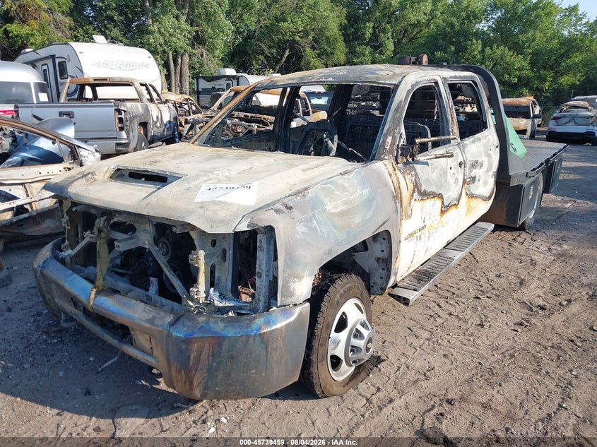 2018 Chevrolet Silverado, Повністю згоріле, IAAI, VIN 1GB4KYCY0JF143058 — фото 2