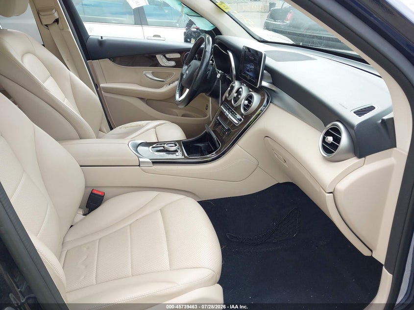 MERCEDES-BENZ GLC 300 - zdjęcie 5
