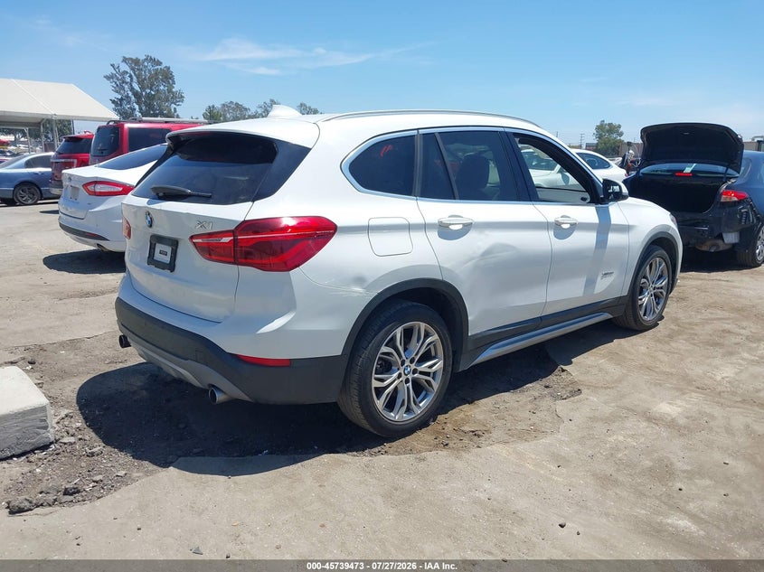 2017 BMW X1 auction photo 4