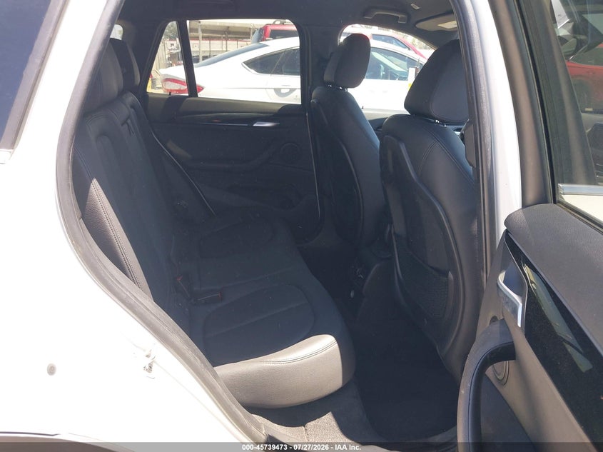 2017 BMW X1 auction photo 8