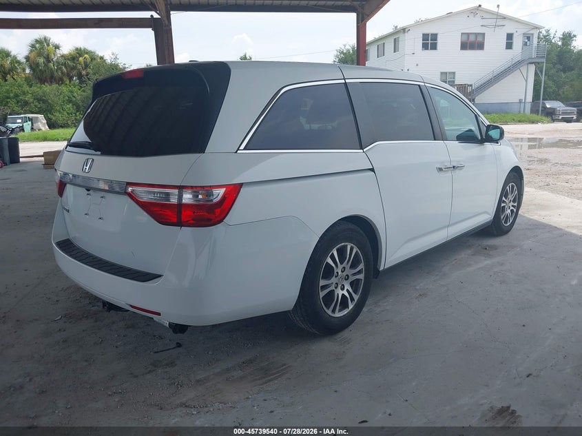 2013 HONDA ODYSSEY auction photo 4