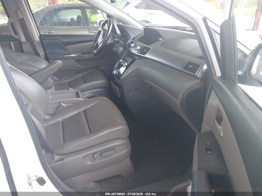 2013 HONDA ODYSSEY auction photo 5