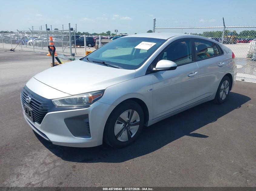 2019 HYUNDAI IONIQ HYBRID auction photo 2