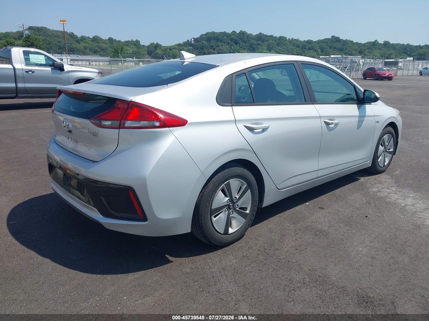 2019 HYUNDAI IONIQ HYBRID auction photo 4