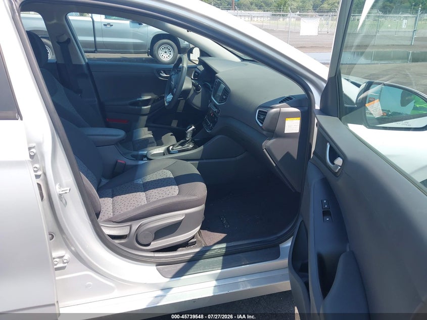 2019 HYUNDAI IONIQ HYBRID auction photo 5