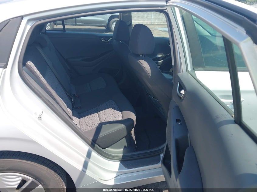 2019 HYUNDAI IONIQ HYBRID auction photo 8