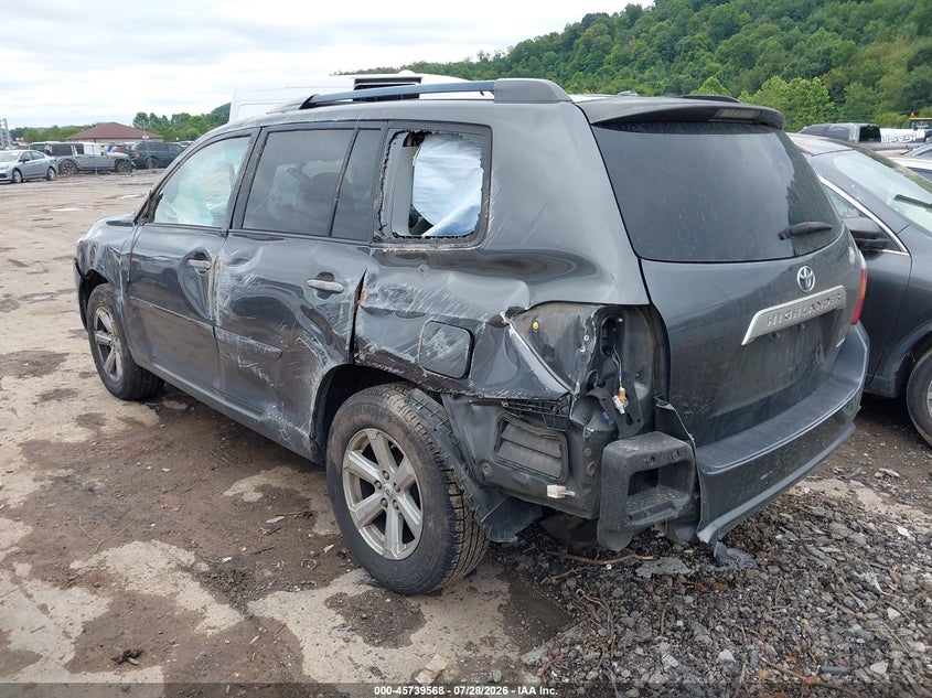 Vin: 5tdbk3eh5as002831, lot: 46238272, toyota highlander base v6 20103