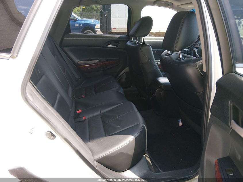 2012 HONDA CROSSTOUR auction photo 8