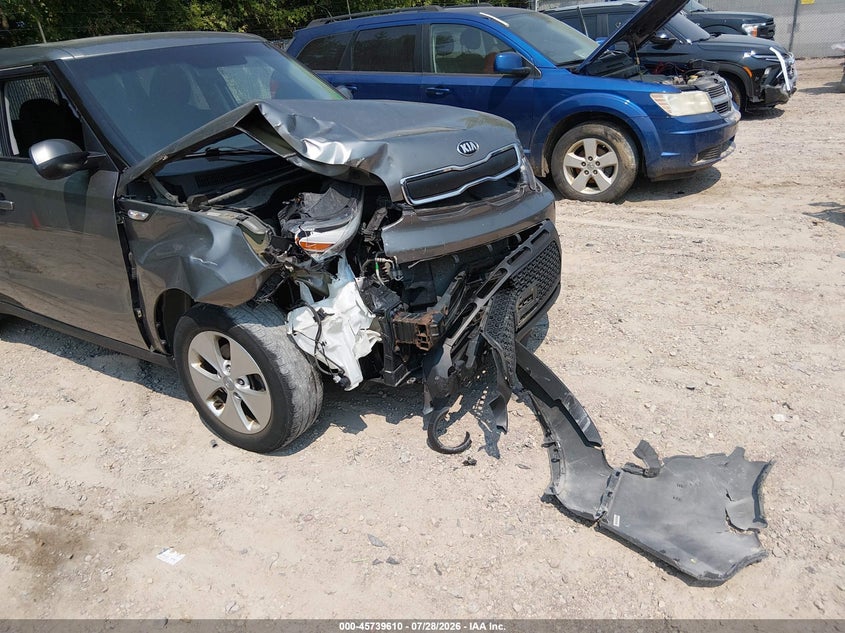 2014 KIA SOUL auction photo 6