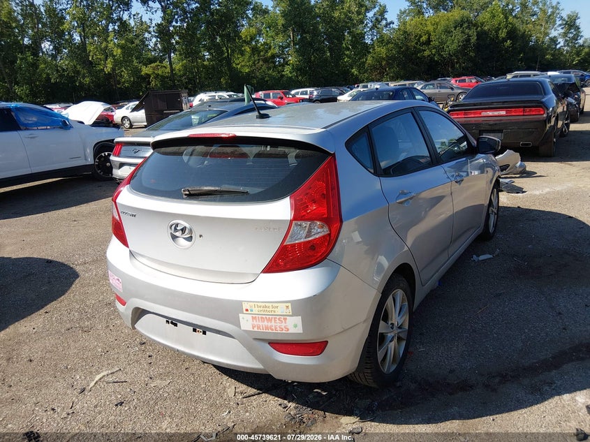 Vin: kmhcu5ae3du074807, lot: 46238325, hyundai accent se 20134